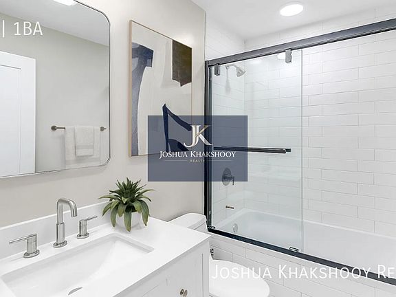 4th image of 3750 Glendon Ave #20