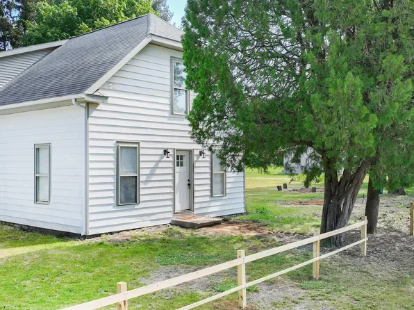 3200 W 625 S, North Judson, IN 46366