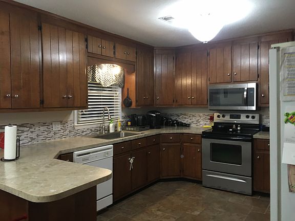 5th image of 243 Dudley Ave