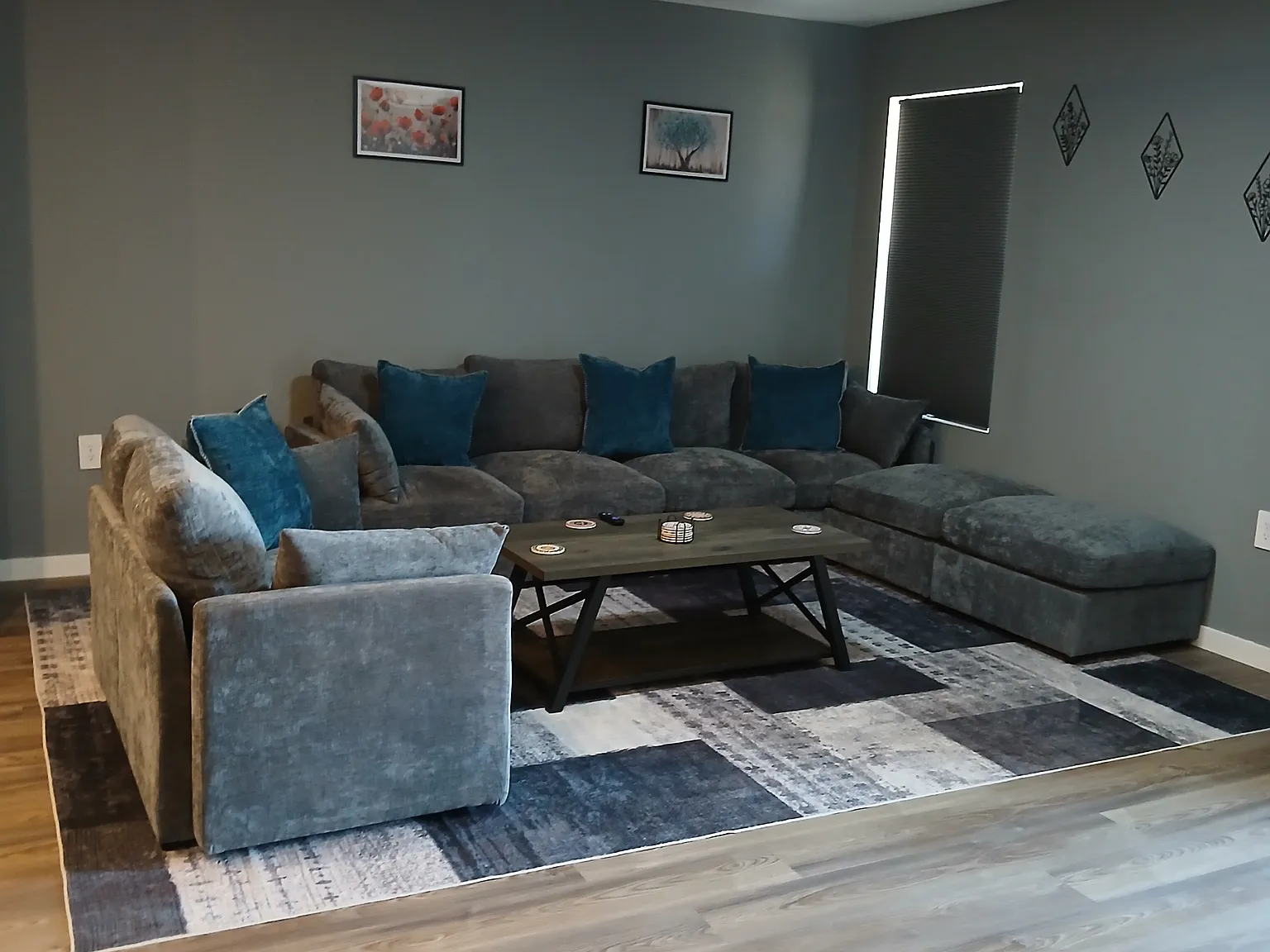 3 bed, 1290 sqft, $2,600 — Photo 4
