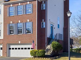 601 Springhouse Sq SE, Leesburg, VA 20175