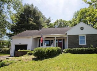 3104 Country Club Rd, Endicott, NY 13760