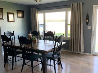 26732 Shindler Rd, Defiance, OH 43512