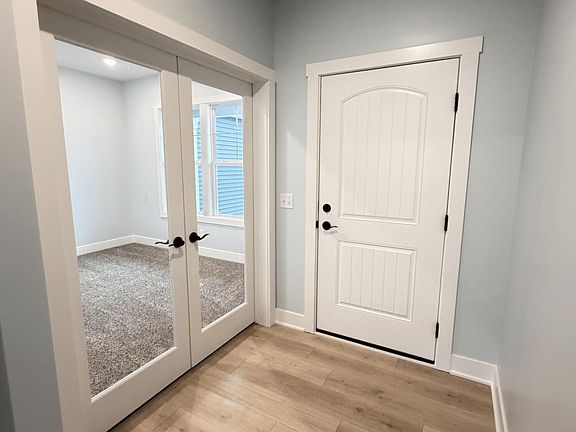 4th image of 8087 Tantrum Dr #98