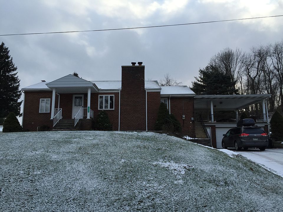 1st image of 105 Pine Ln