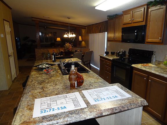 5th image of 16061 Casler Avenue