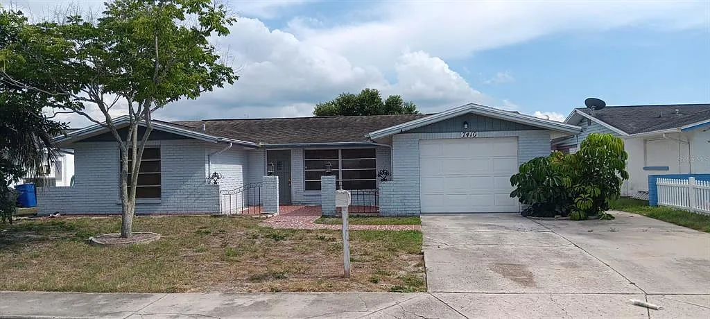 2 bed, 2.0 bath, 1389 sqft, $1,550 — Photo 2
