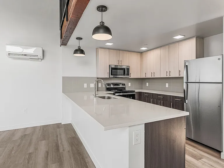 The Buckley at Lents — Photo 31