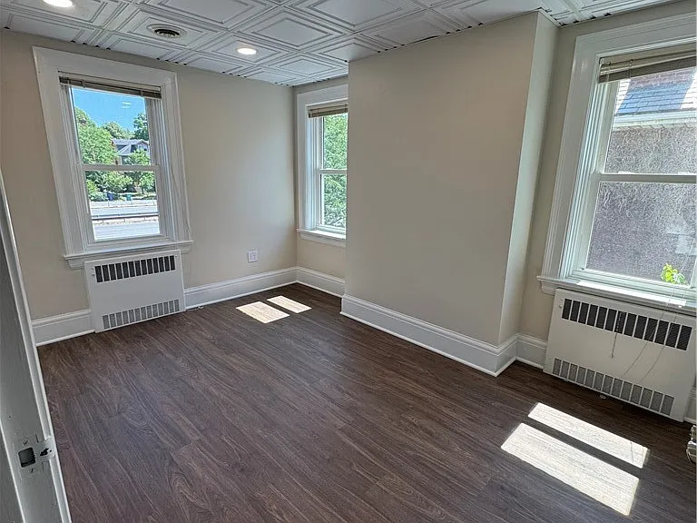 77 W Humboldt Pkwy #B — Photo 16
