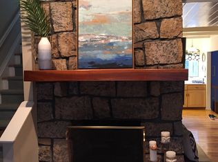 4 Sunninghill Rd, Southampton, NY 11968