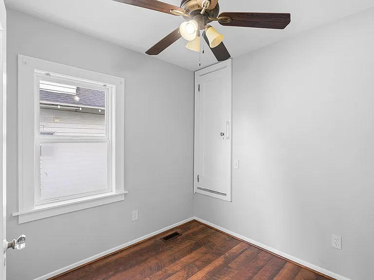 9831 N Edison St — Photo 10