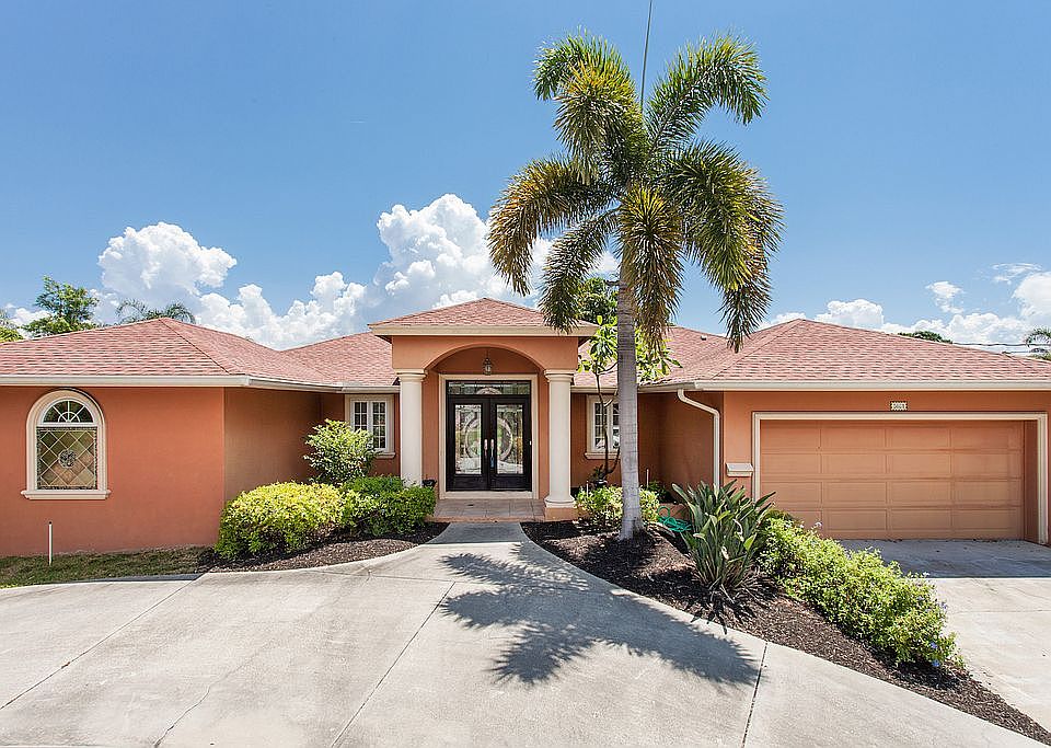 1st image of 5601 Bayou Grande Blvd NE