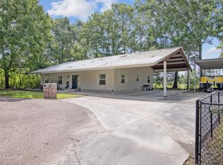 246 Badeaux Rd, Lafayette, LA 70507