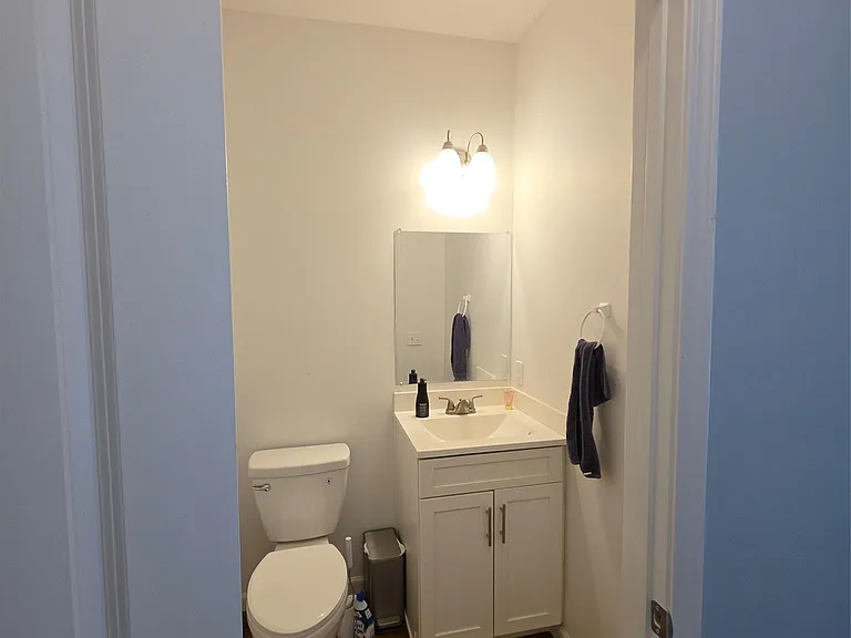 31 Pinto Rd W — Photo 4