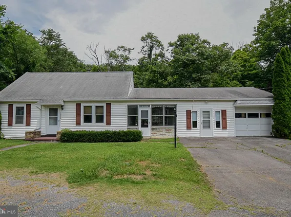 12006 Mulberry Ave, Cumberland, MD 21502