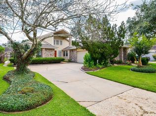 2115 Echo Rdg, Sugar Land, TX 77478