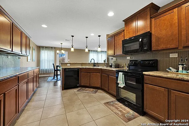 6730 Carmona Pass — Photo 12