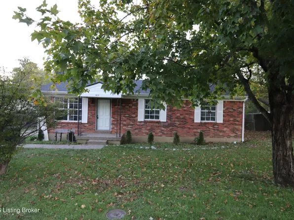 6810 Village Green Blvd, Pewee Valley, KY 40056