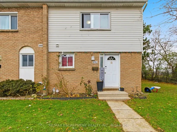 1775 Culver Dr #108, London, ON N5V 3H6