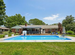 6736 Grosvenor Pl, Indianapolis, IN 46220