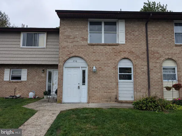 256 La Cascata Tnhs, Clementon, NJ 08021