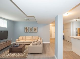 20 Collier Rd N #2, Thorold, ON L2V2W9