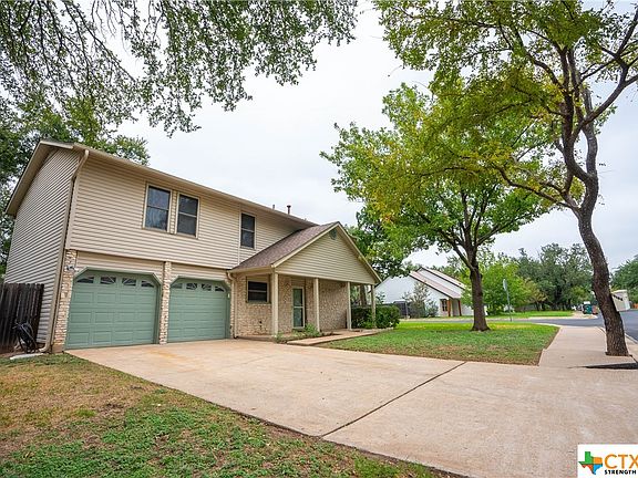 2nd image of 12120 Wycliff Ln