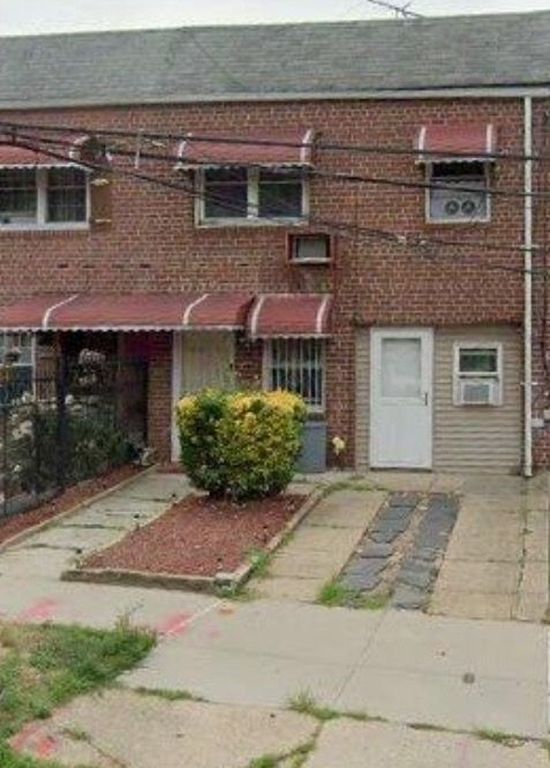 9908 195th St - Property Image