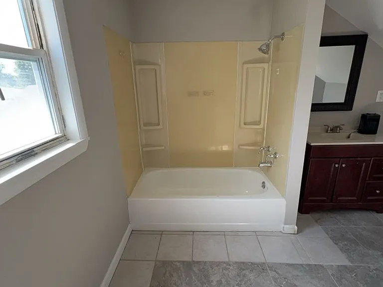 547 Munroe Cir — Photo 15