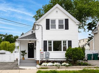 70 Glenwood St, Lynn, MA 01902