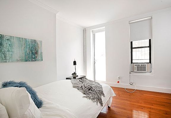5th image of 320 E 109th St APT 1