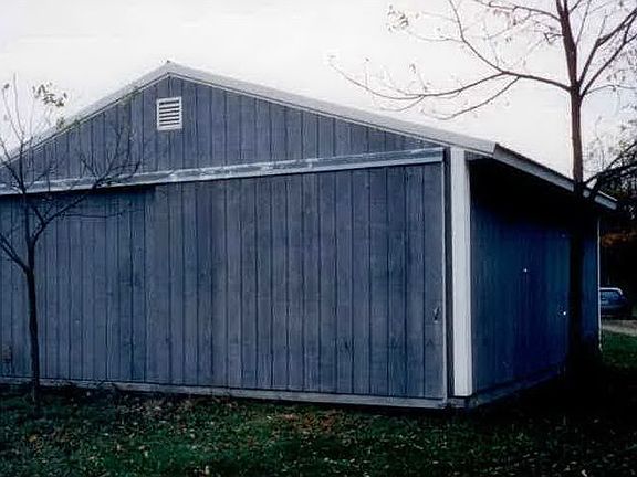 pole barn