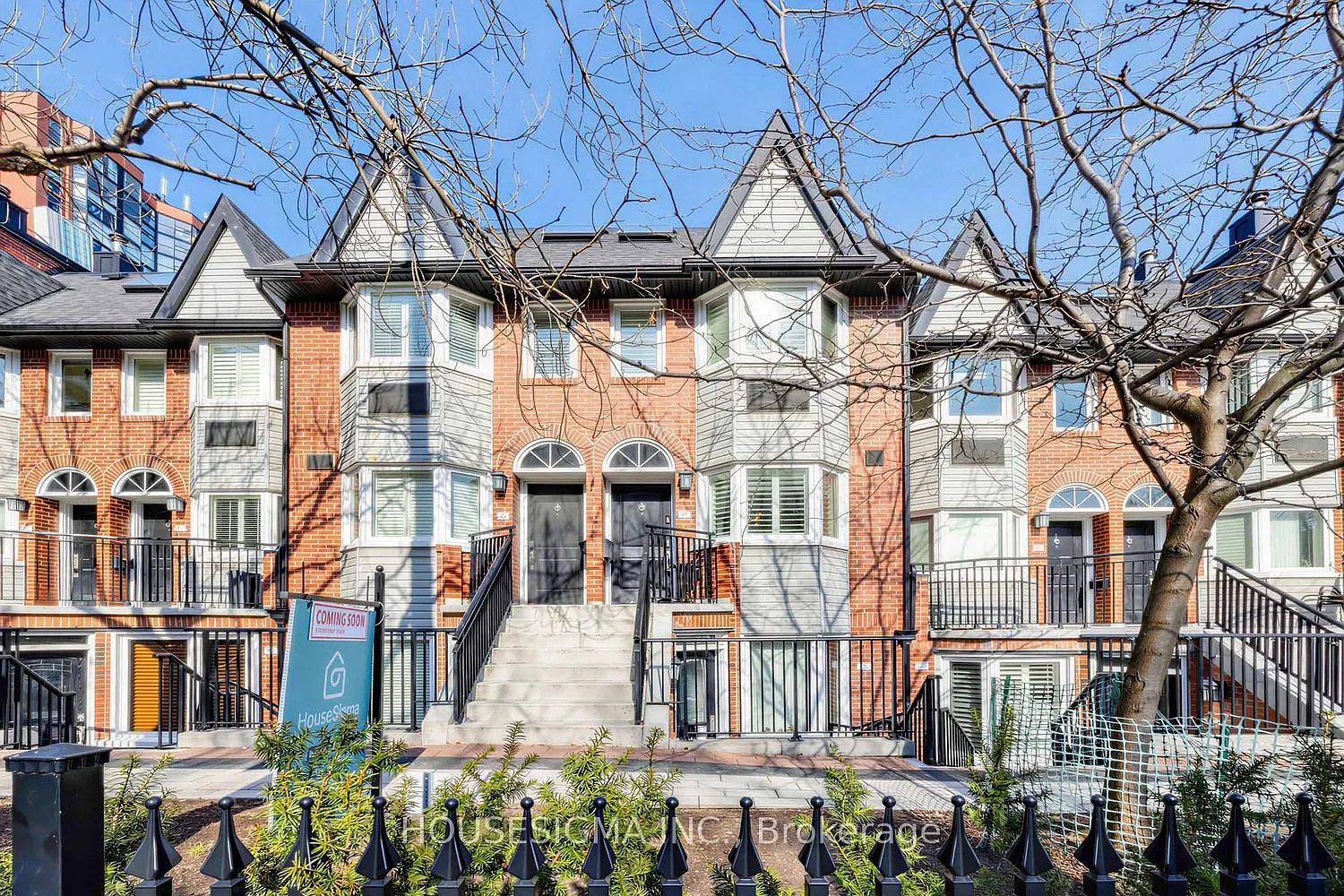 39 Tecumseth St #47 photo 1