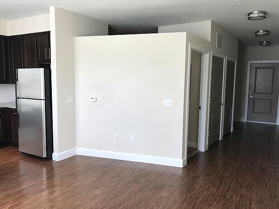 4th image of 1129 Lake Baldwin Ln Unit 309