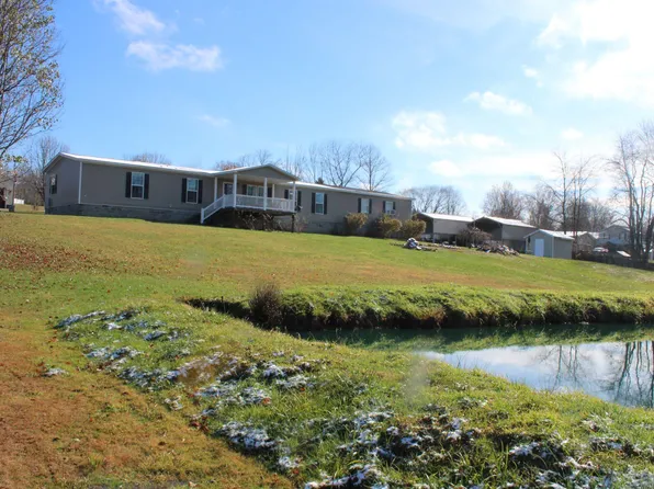 60 Wyoming Dr, Nettie, WV 26681