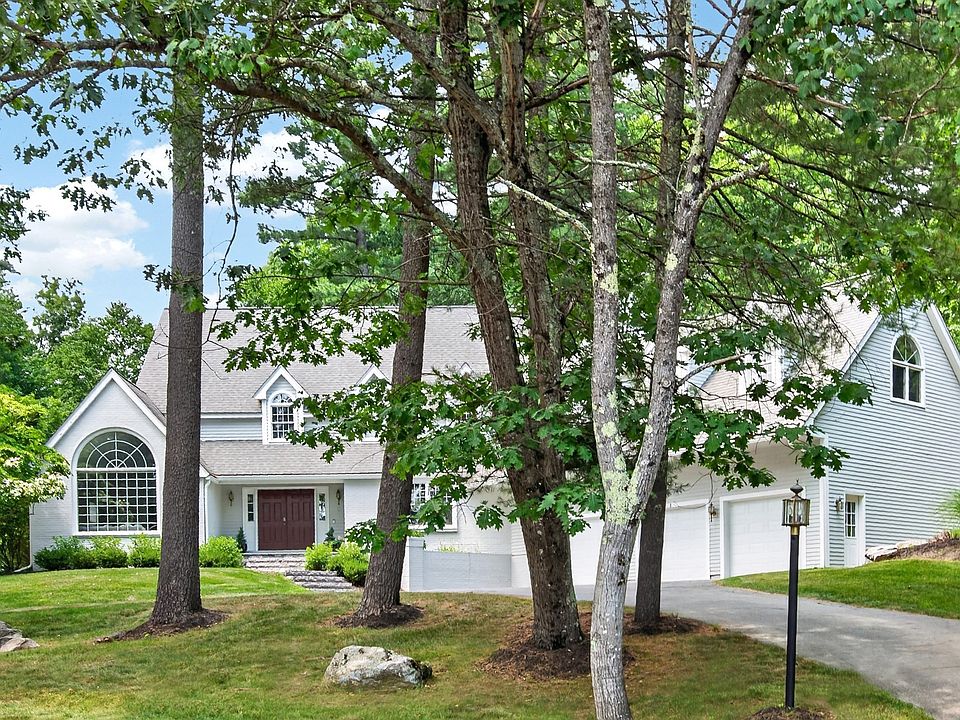 1st image of 8 Larch Rd