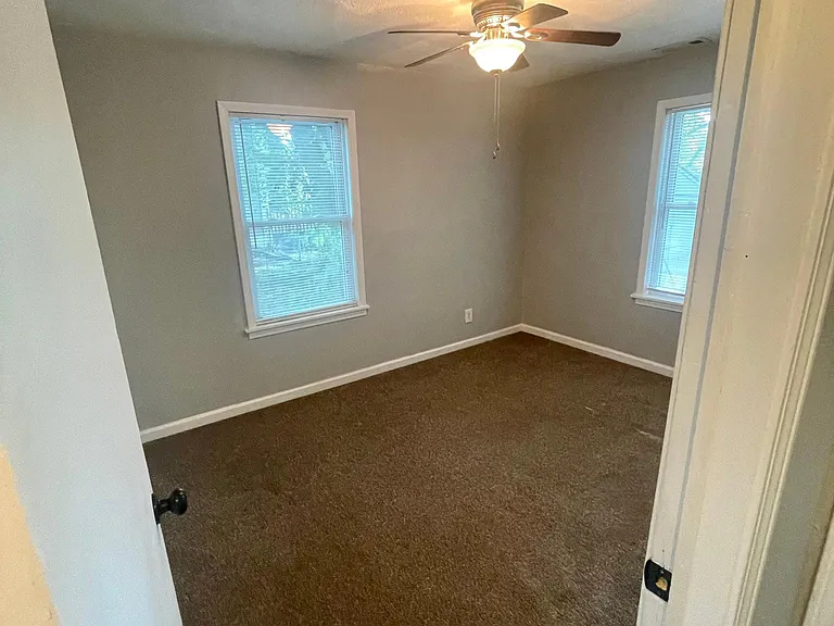 5512 Hunter St — Photo 7