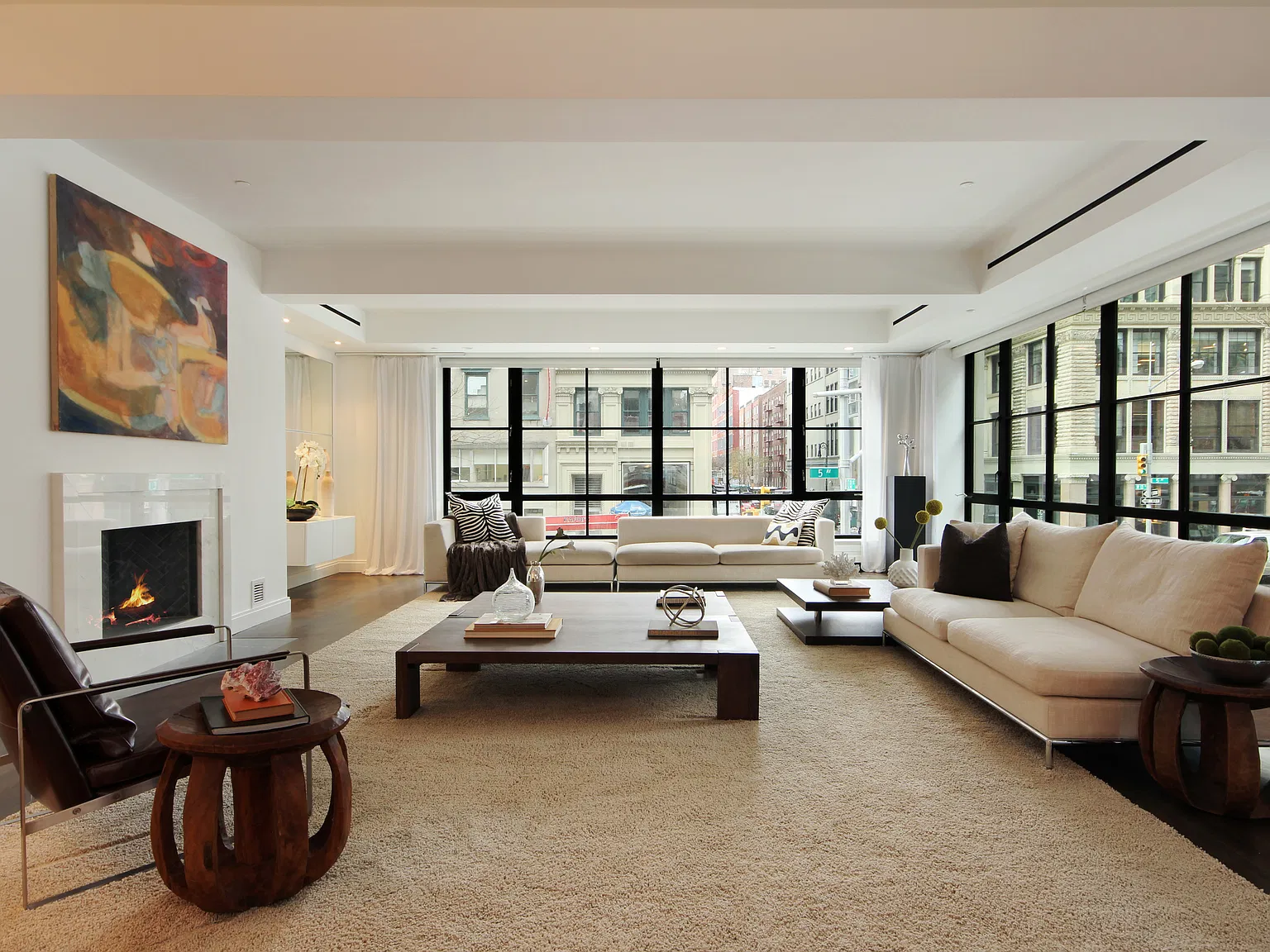 61 5th Avenue — Photo 1