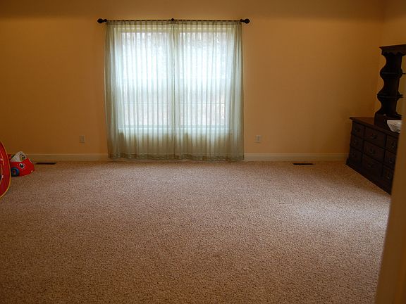 2nd Master Bedroom