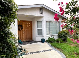 5921 McDonie Ave, Woodland Hills, CA 91367