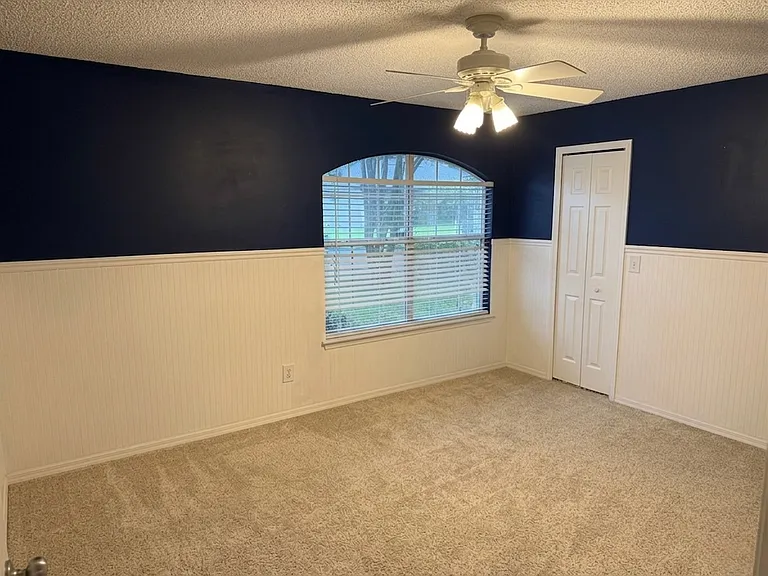 4786 Mountain Breeze Ct S — Photo 23