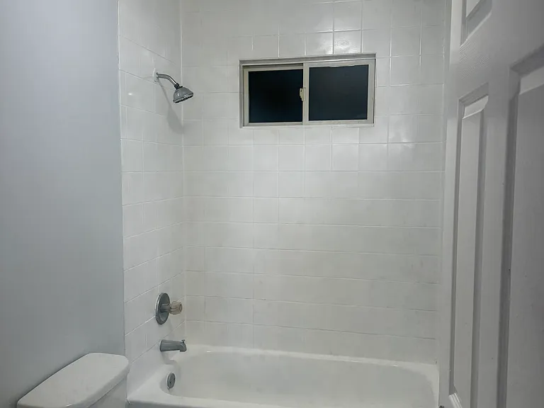 309 S 19th St #2 — Photo 5