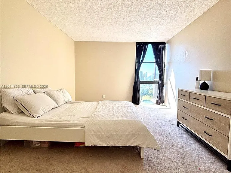 20301 W Country Club Dr #1025 — Photo 6