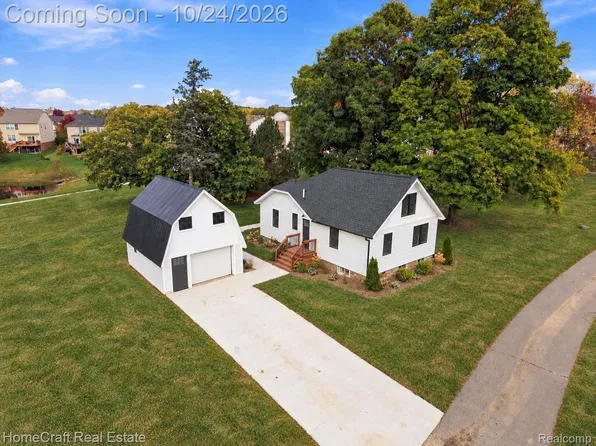 58744 Ten Mile Rd, South Lyon, MI 48178