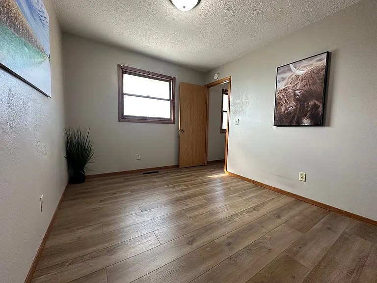 322 S Washington St — Photo 22