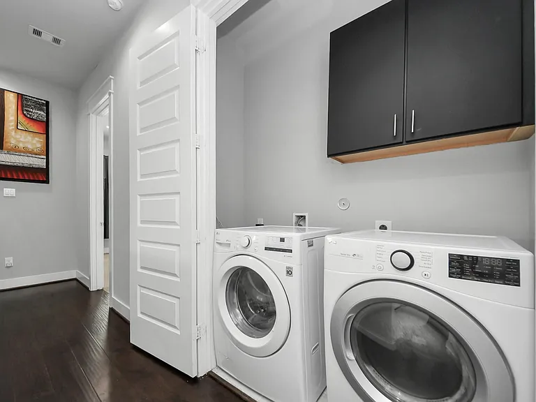2116 Naomi St #C — Photo 30