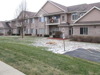 903 Fox Run Ln, Racine, WI, 53406