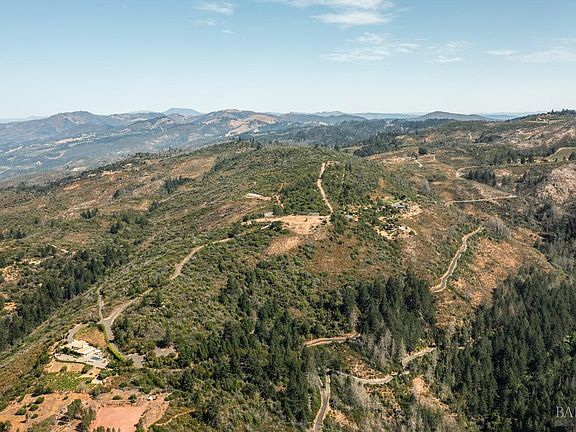 5th image of 2989 Cavedale Road