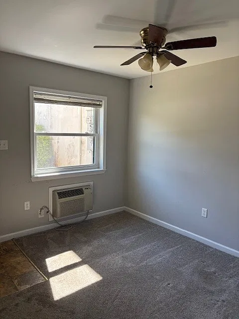2 bed, 1.5 bath, 1160 sqft, $1,700 — Photo 2