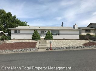 210 W Nelson Rd, Moses Lake, WA 98837